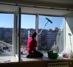 Мытье окон в однокомнатной квартире Зверево